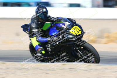 media/Jan-08-2022-SoCal Trackdays (Sat) [[1ec2777125]]/Turn 15 Inside (950am)/